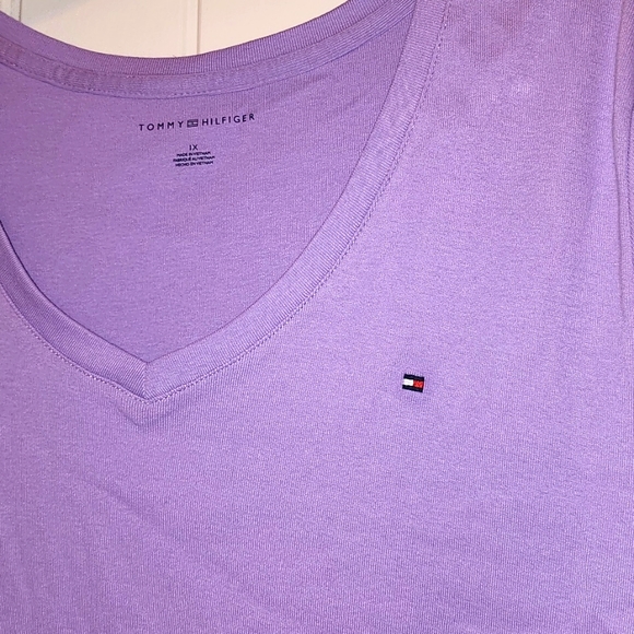 T-shirt - Picture 2 of 2